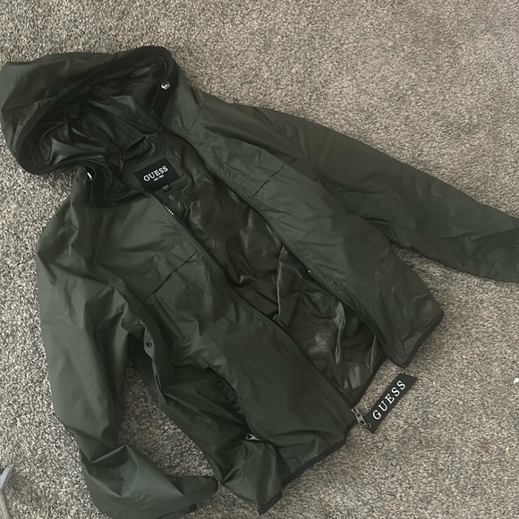 Guess Other - Guess army green windbreaker size large